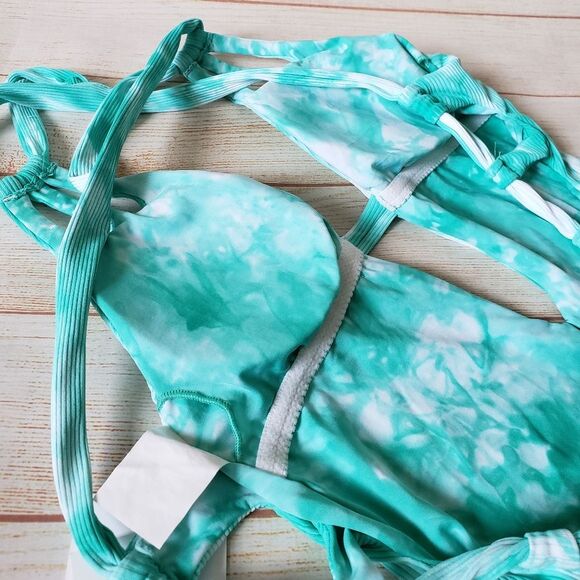 Becca Ribbed Tie Dye Plunging Neckline Cutout One-Piece Swimsuit Vibrant Small - Picture 10 of 13